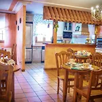 Laureles Hotell *